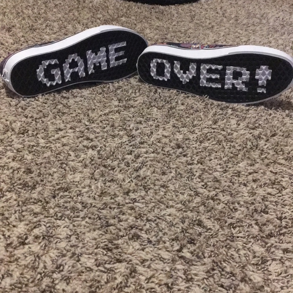 Vans Authentic Nintendo Donkey Kong Vans - Picture 2 of 6